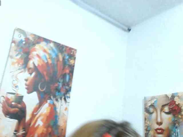 Lola-wish webcam