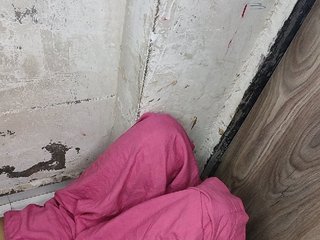 Mascotuni Porn Show