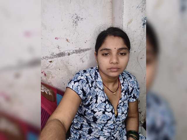 Tunnidelhi live cam on BongaCams