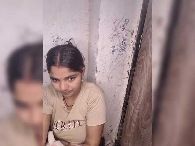 Tunnidelhi Cam en directo en BongaCams