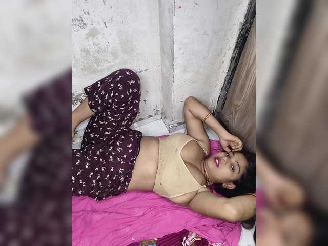 tunnidelhi cam belle