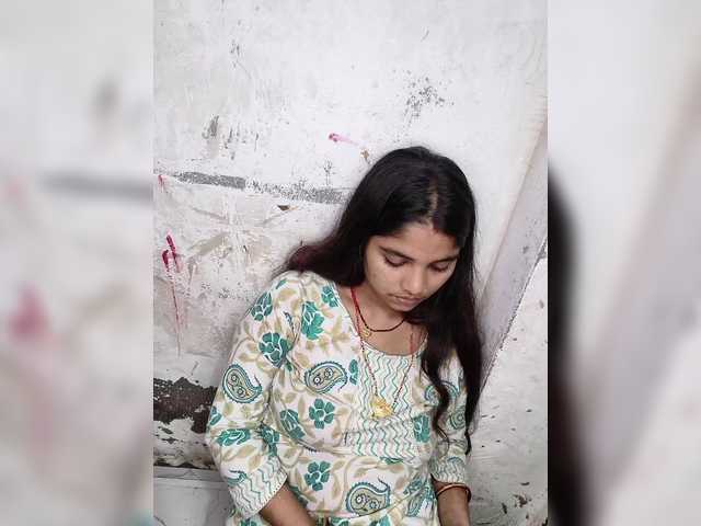 Tunnidelhi live cam on BongaCams