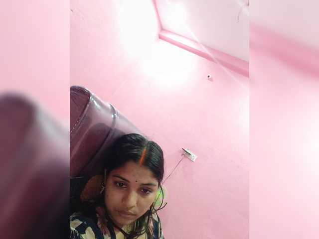 Tunnidelhi live cam on BongaCams