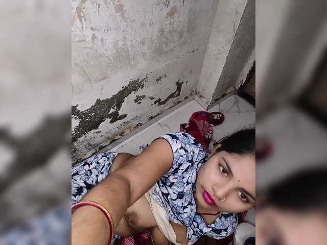 Tunnidelhi live cam on BongaCams
