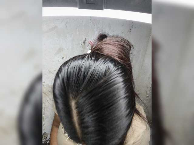 Tunnidelhi live cam on BongaCams