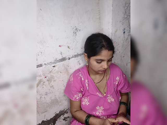 Tunnidelhi live cam on BongaCams
