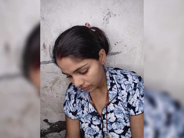 Tunnidelhi live cam on BongaCams