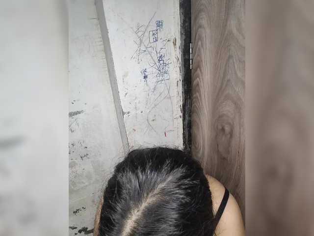 Mascotuni live webcam show