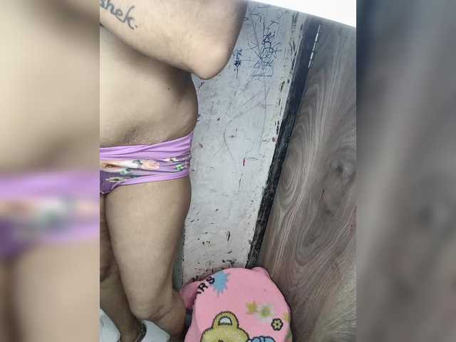 Tunnidelhi live webcam show