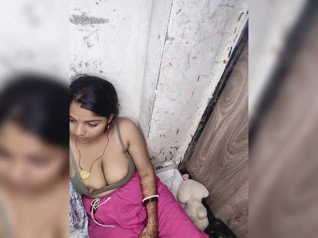 Tunnidelhi live cam