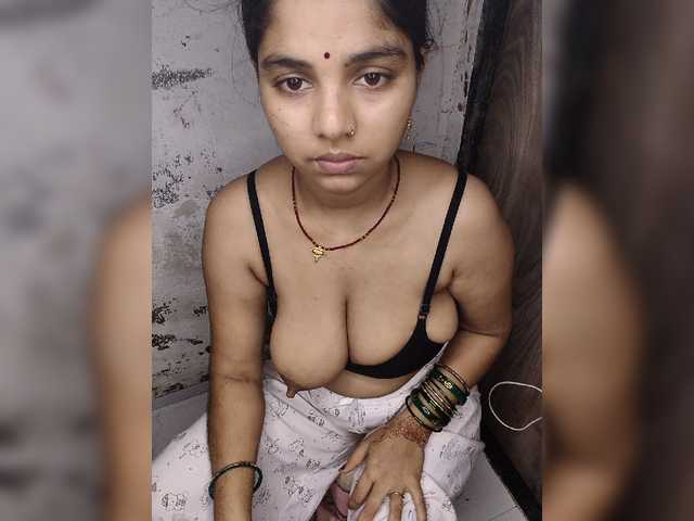 Mascotuni live webcam show