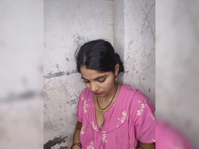 Tunnidelhi live cam on BongaCams