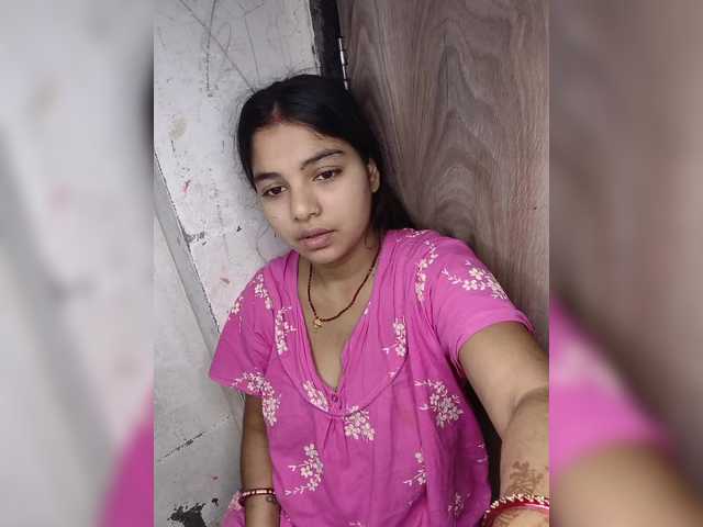 Tunnidelhi live cam on BongaCams