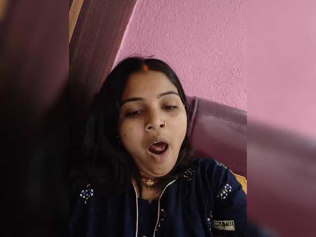 Tunnidelhi live cam on BongaCams