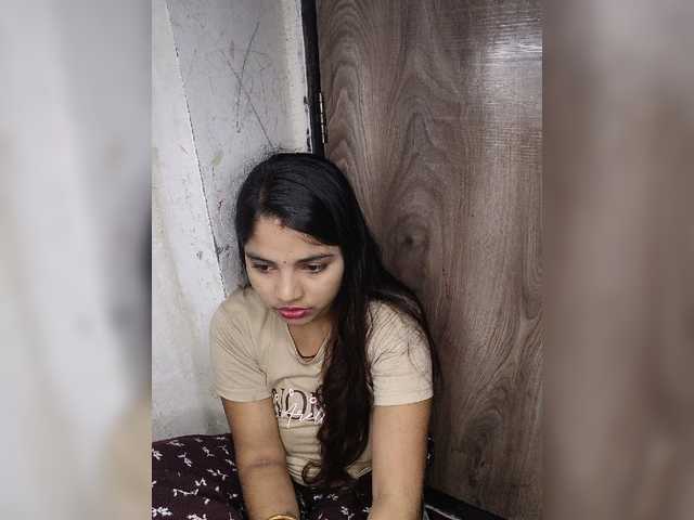 Tunnidelhi live cam on BongaCams