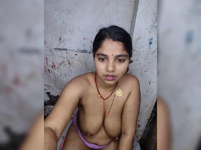 Tunnidelhi live webcam show