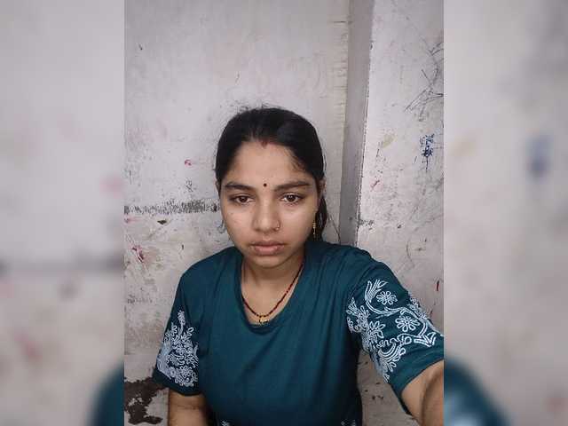 Tunnidelhi live cam on BongaCams