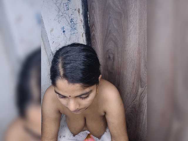 Mascotuni live webcam show