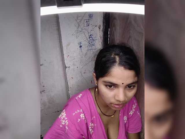 Mascotuni live webcam show