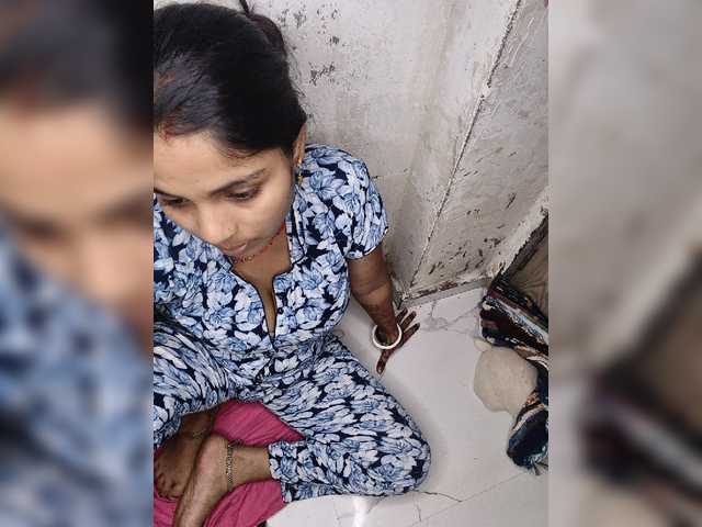 Tunnidelhi live cam