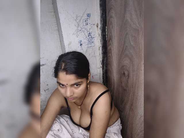 Mascotuni live webcam show