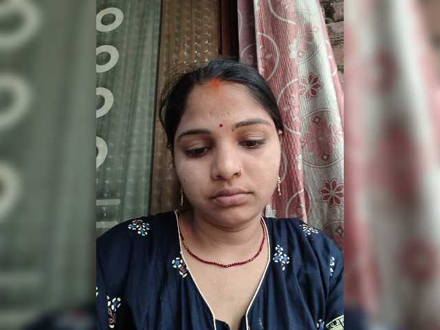 Tunnidelhi live cam on BongaCams