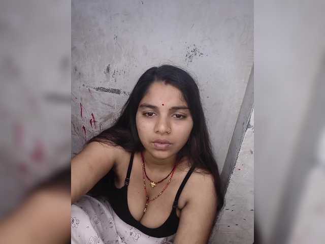 Tunnidelhi live cam on BongaCams