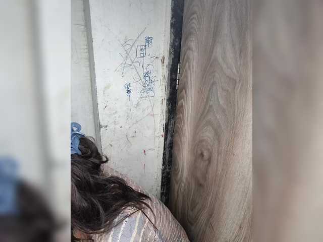 Tunnidelhi live cam on BongaCams