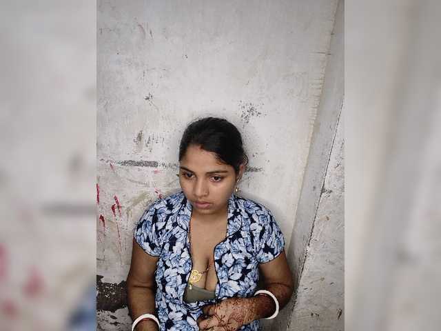Tunnidelhi live cam on BongaCams