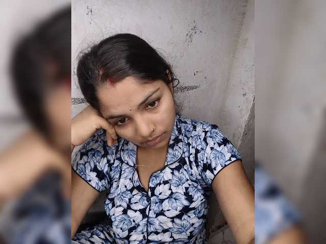 Tunnidelhi live cam on BongaCams