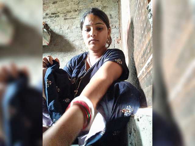 Tunnidelhi live cam on BongaCams