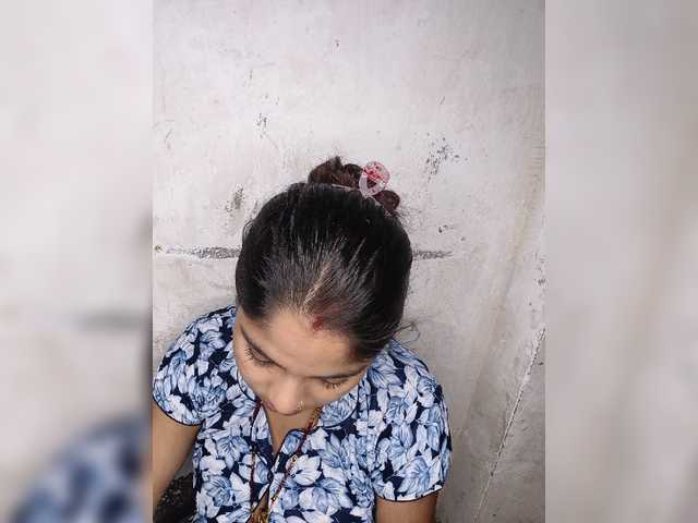 Tunnidelhi live cam on BongaCams