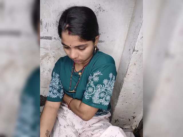 Tunnidelhi live cam on BongaCams