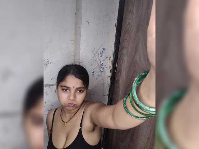 Mascotuni live webcam show
