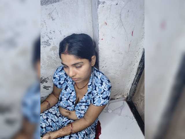 Tunnidelhi live cam on BongaCams