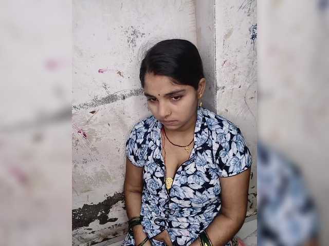 Tunnidelhi live webcam show