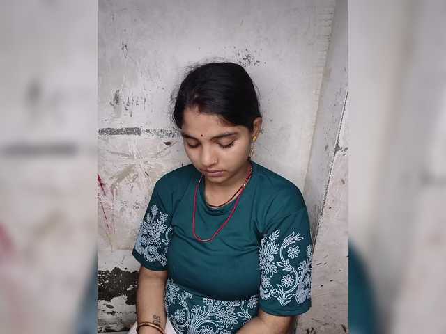 Tunnidelhi live cam on BongaCams