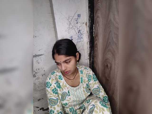 Tunnidelhi live cam on BongaCams