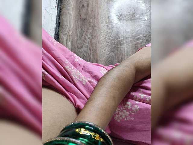 Mascotuni live webcam show