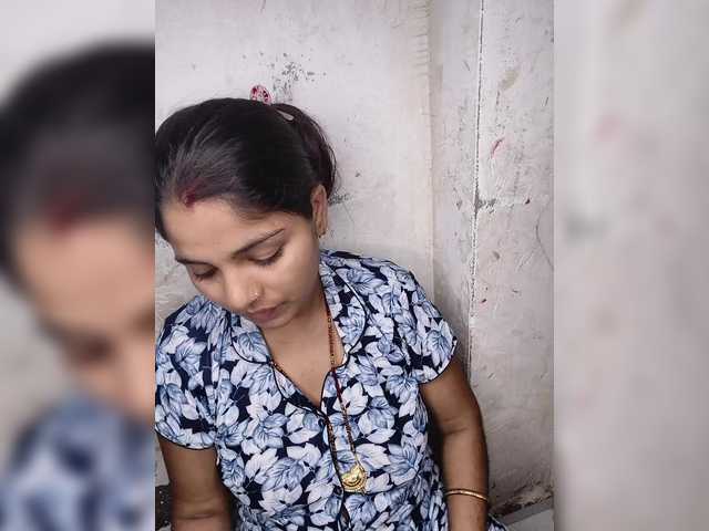 Tunnidelhi live cam on BongaCams