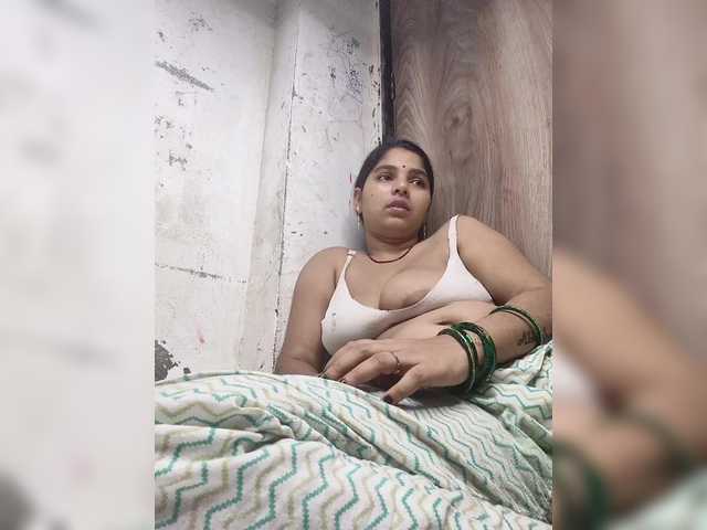Mascotuni live webcam show