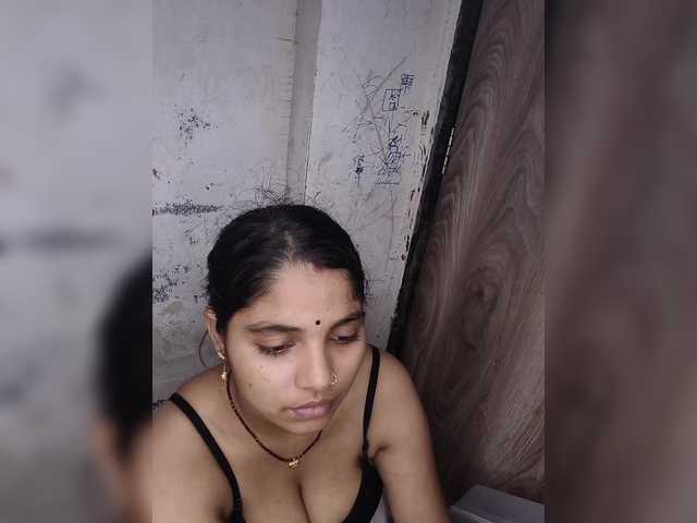 Mascotuni live webcam show