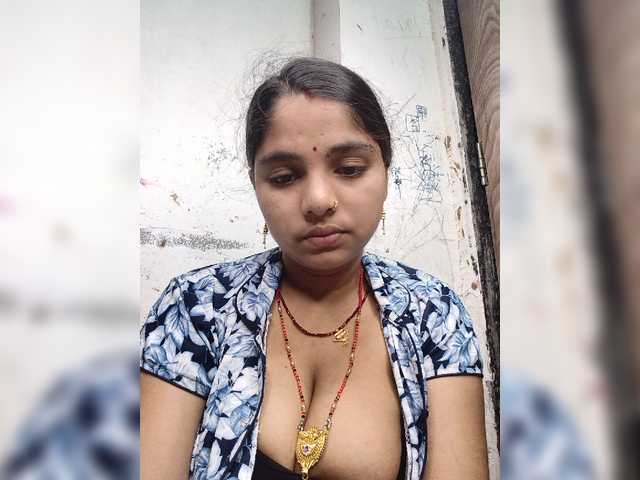 Tunnidelhi live webcam show