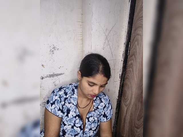 Tunnidelhi live cam on UnifiedCams