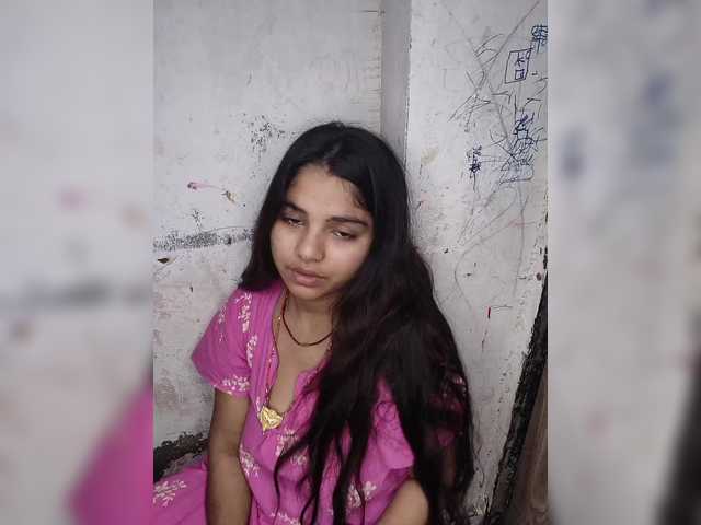 Tunnidelhi live cam on BongaCams