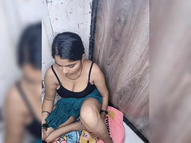 Mascotuni live webcam show