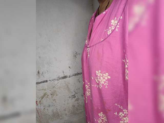 tunnidelhi live sex