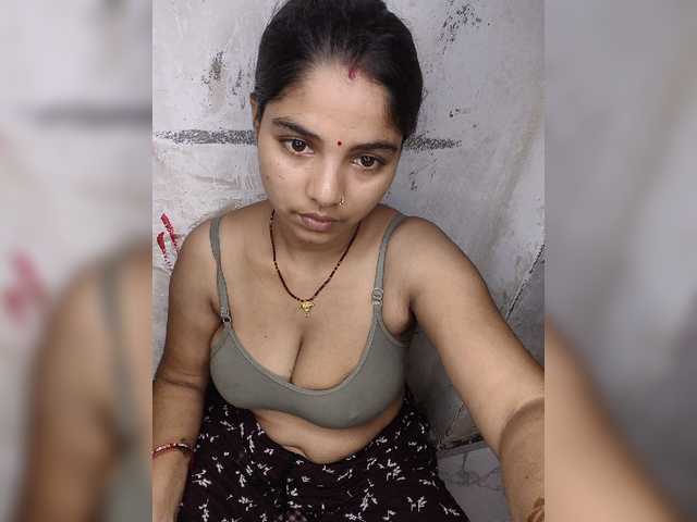 tunnidelhi live sex