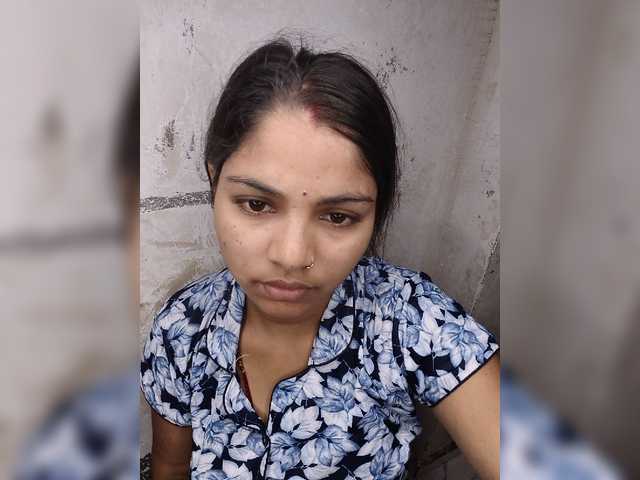 Tunnidelhi live cam on BongaCams