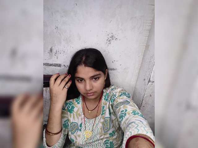 Tunnidelhi live cam on BongaCams